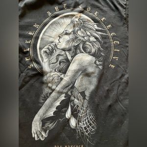 Sullen Art Collective T-shirt Black women on back Size M Art Series